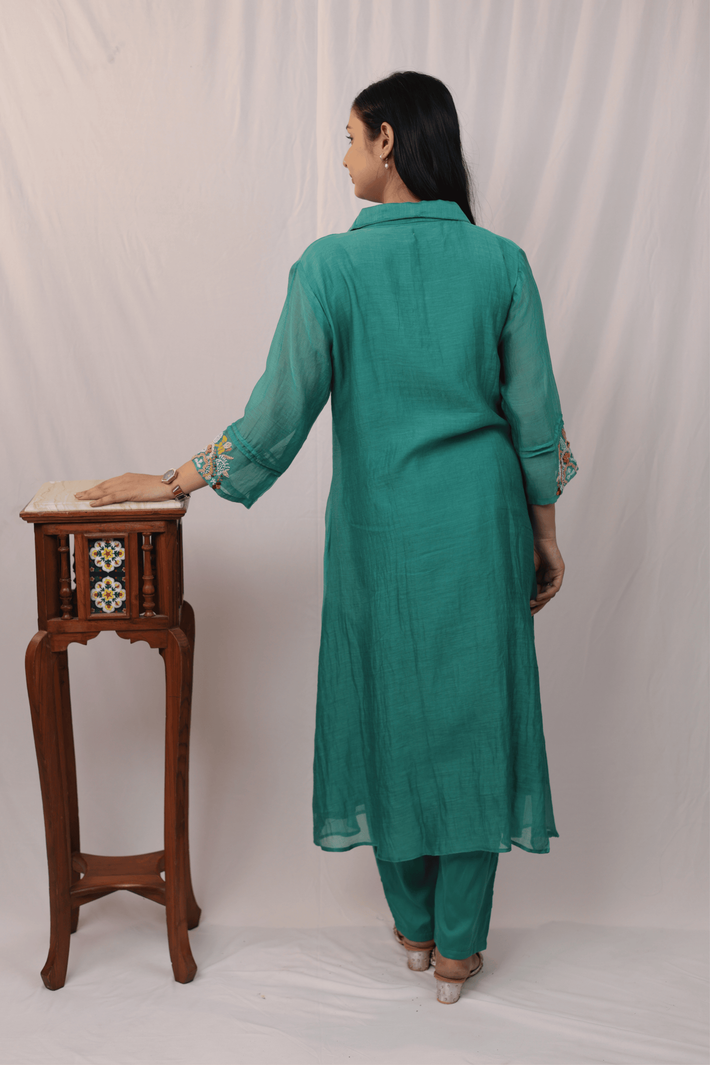 French knot multicolour embroidered mulchanderi Co-ord set
