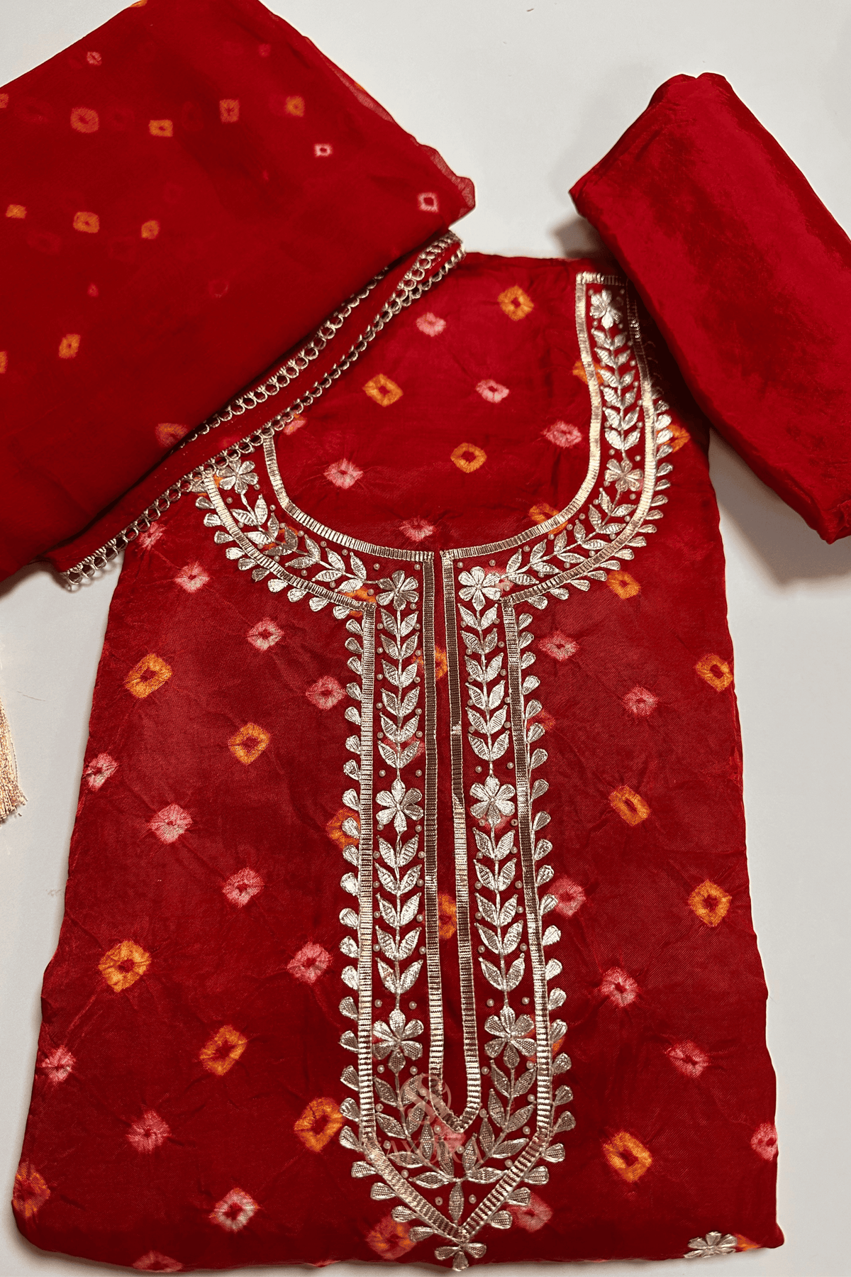 Rajasthani Bandhej 3 piece Unstitched Suit set