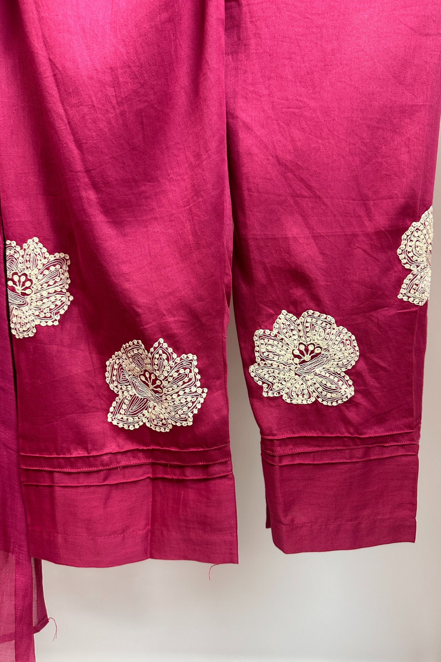 White dori handwork mulchanderi Co-ord set