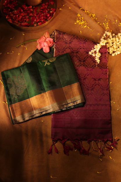 Antique Zari Kanchipuram Silk Bottle Green Saree