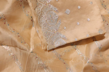 Unstitched organza suit