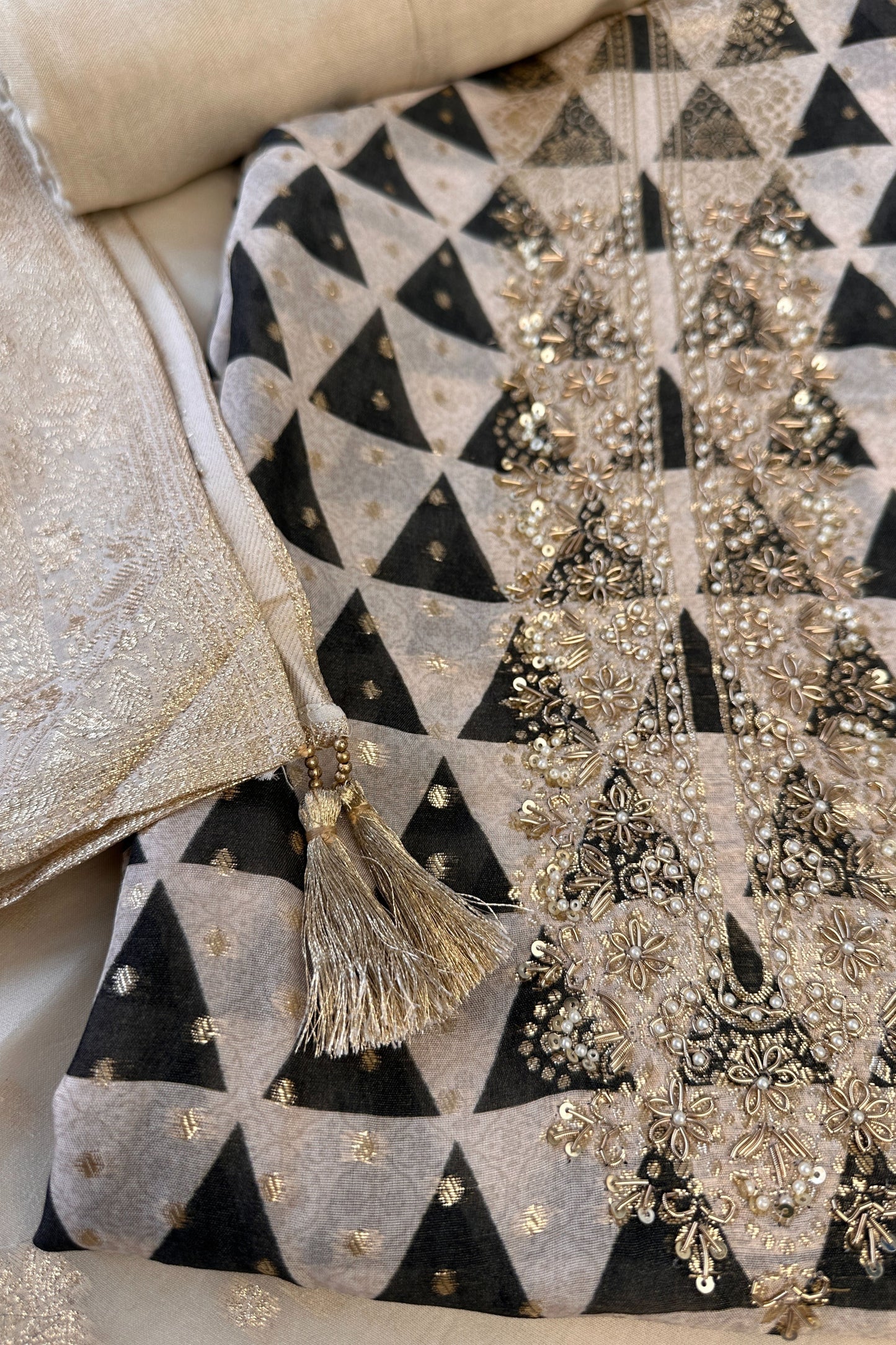 Digital Printed Chiffon Unstitched Suit Set With Golden Thread Hand Embroidery