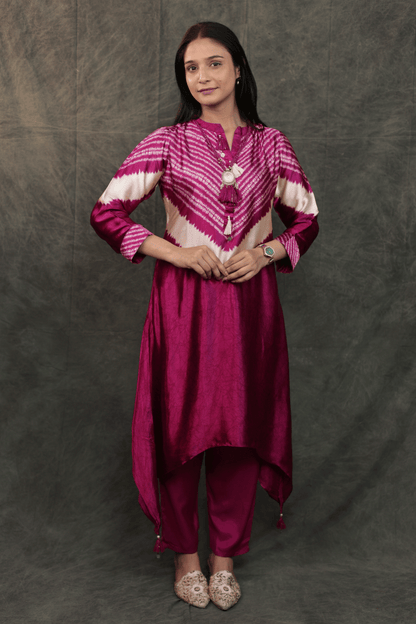 Gajji silk bandhni style designer Co-ord set (with neck accessories).