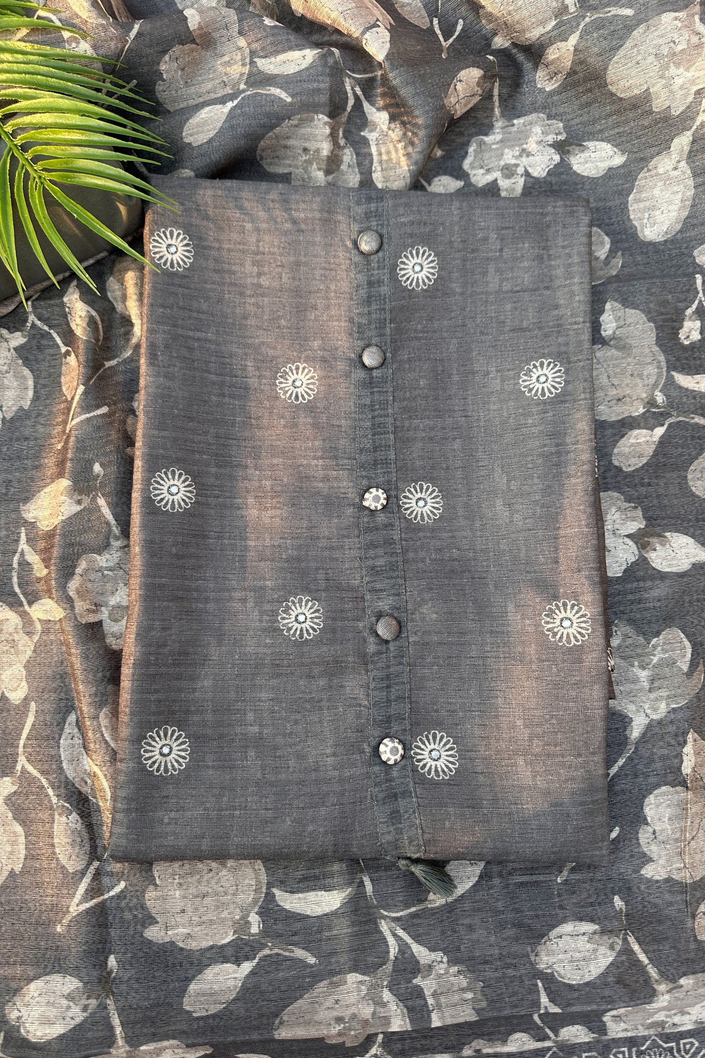 Grey Linen Tussar With Floral Printed Dupatta