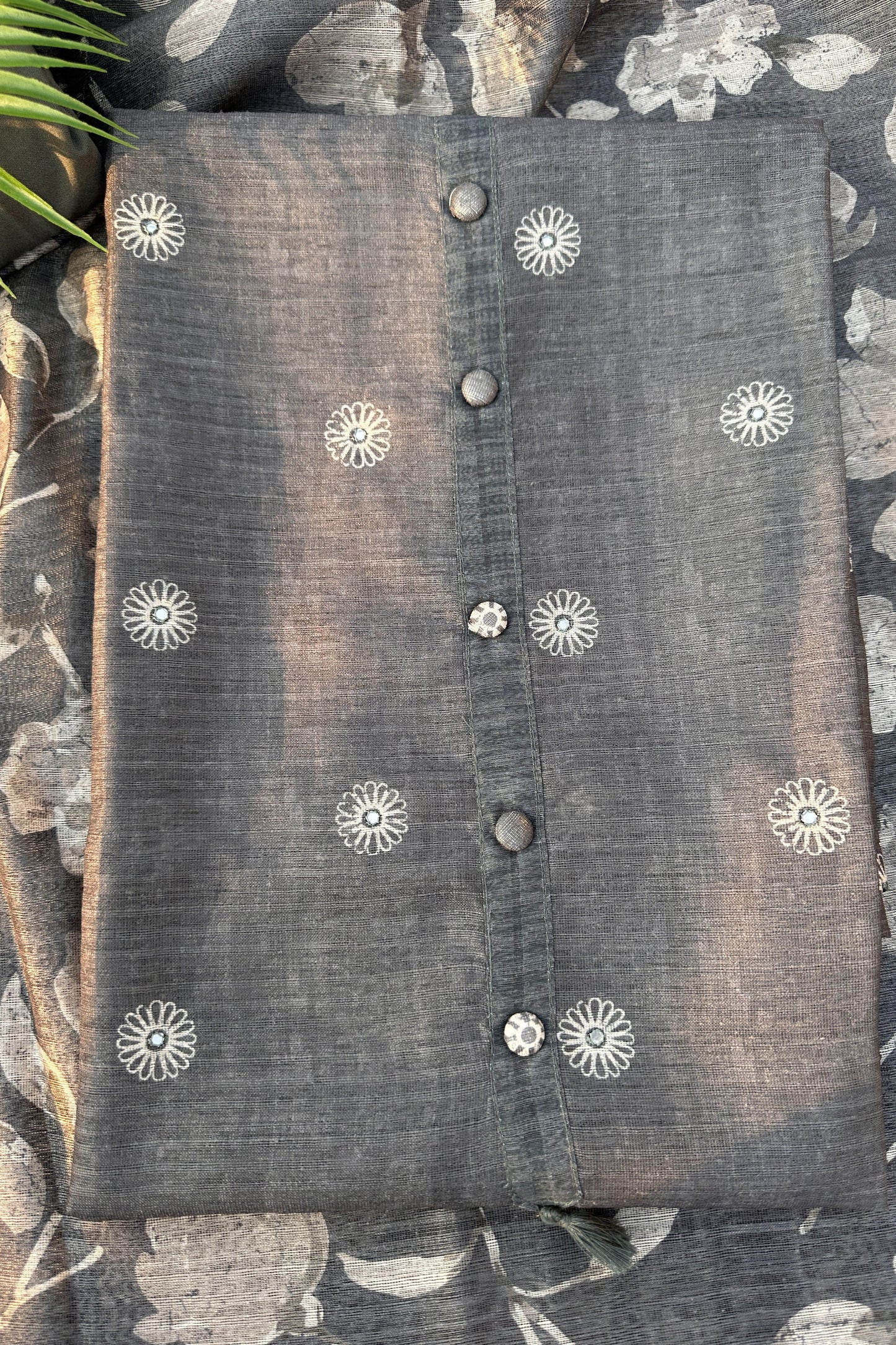 Grey Linen Tussar With Floral Printed Dupatta