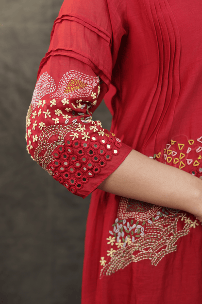 Kantha & mirror embroidered mulchanderi Co-ord set