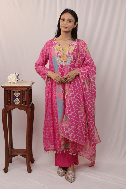 Pink beadwork special muslin suit