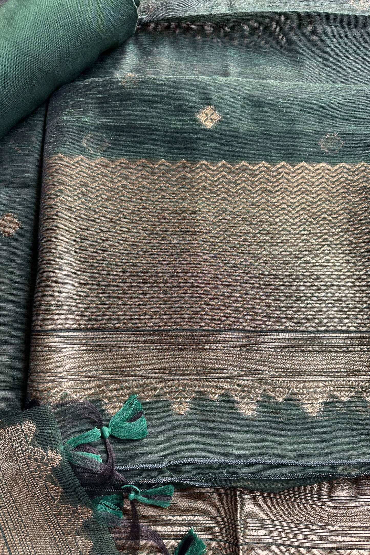 Mehndi Green Chanderi Gold Zari Jamdani Weaving Unstitched suit Set