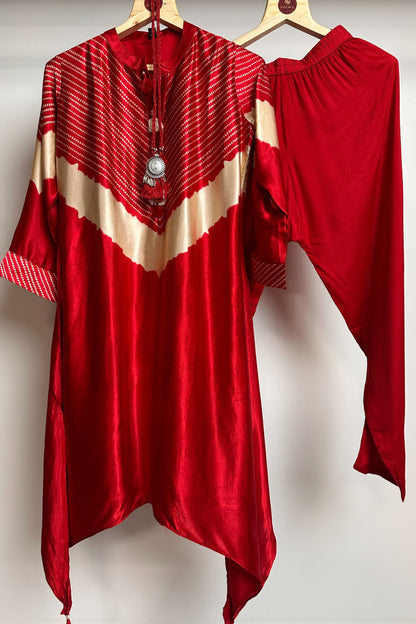 Gajji silk bandhni style designer Co-ord set (with neck accessories).