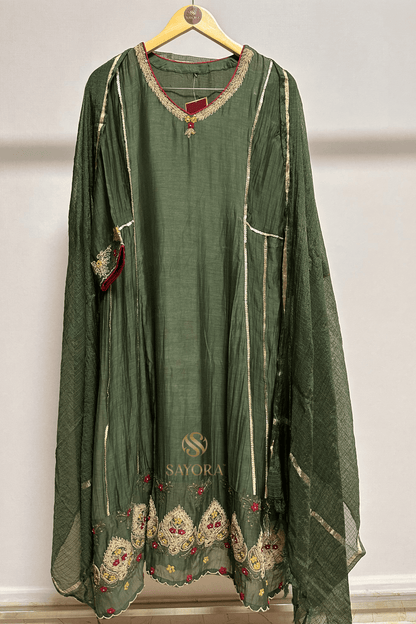 Heena Hues Suit
