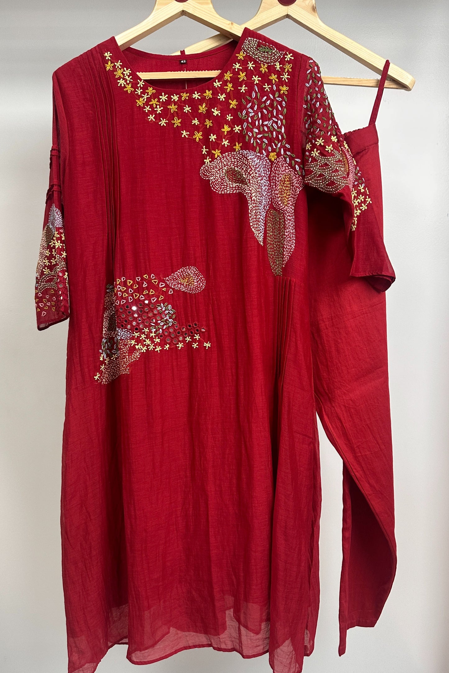 Kantha & mirror embroidered mulchanderi Co-ord set