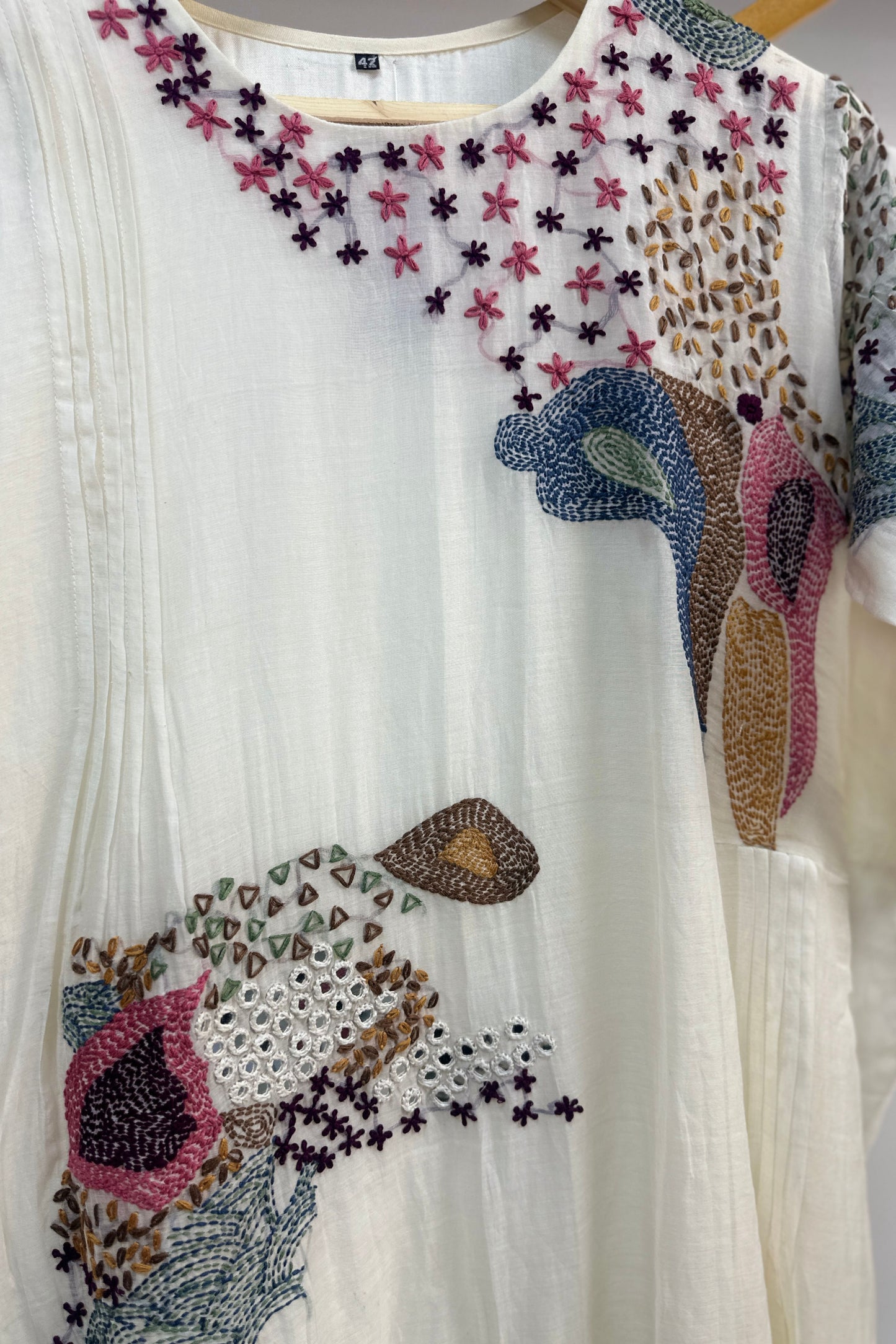 Kantha & mirror embroidered mulchanderi Co-ord set