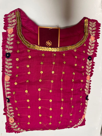 Gulabi charm suit
